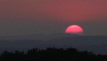 Sonne und Höllkopf